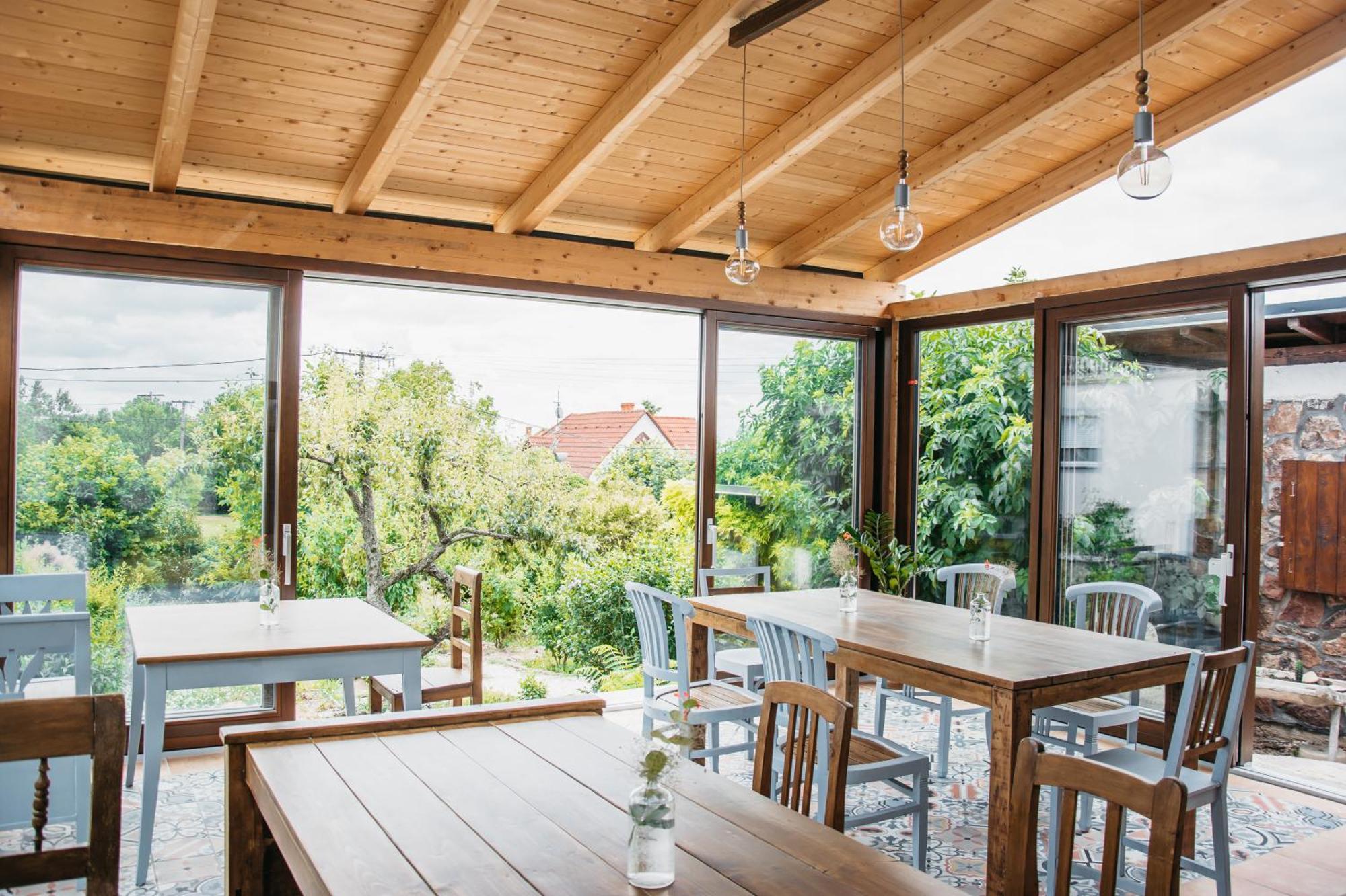 Cselling Udvarhaz Révfülöp Exteriör bild